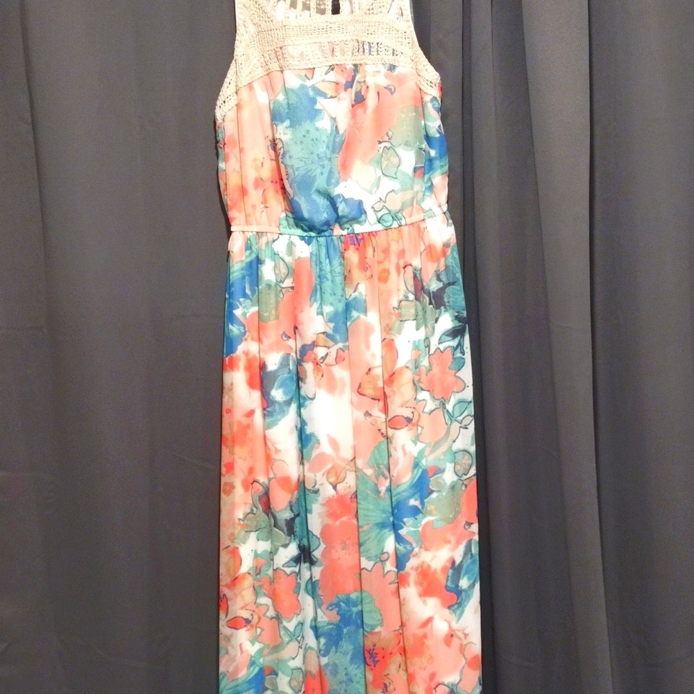 Floral maxi dress